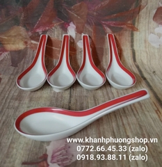 Muỗng sứ Minh Long viền đỏ Lộc Xuân - muỗng sứ minh long