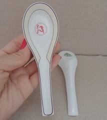 Muỗng sứ trắng Minh Long (in logo quà tặng các nhãn hàng)