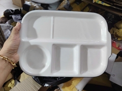 Khay đựng cơm bằng sứ 4 ngăn