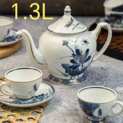 Bộ ấm trà Hoàng Cung Sen Vàng 1.3L gốm sứ Minh Long