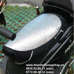 tấm bạc phủ yên xe máy - tấm bạc chống nắng yên xe máy
