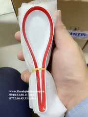 Muỗng sứ Minh Long viền đỏ Lộc Xuân - muỗng sứ minh long