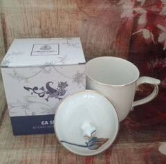 Ca trà Mẫu Đơn nắp Sen Vàng 0.3L gốm sứ Minh Long