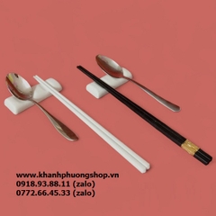 Gác muỗng đũa sứ trắng cao cấp - đồ gác chung muỗng đũa bằng sứ