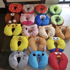 gối kê cổ thêu hoạt hình - gối kê cổ