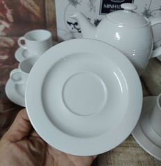 Bộ ấm trà sứ trắng Minh Long thân cao 0.8L