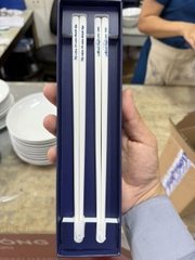 đũa sứ Minh Long 24.5cm (logo kỷ niệm 50 năm) - đũa sứ trắng minh long 24.5cm