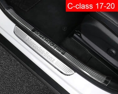 Nẹp chống trầy bước chân cho Mercedes C-class 2019