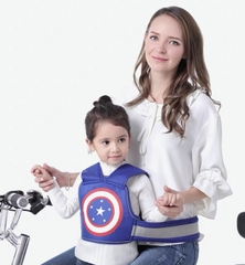 Đai đi xe máy an toàn phản quang cho bé CAYABE ngôi sao Captain America