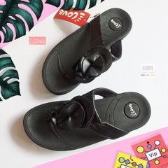 Dép kiểu nữ Feetlove cao cấp cao 3 cm - Dép kẹp đen đính bông