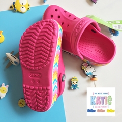 Dép cá sấu Crocs trẻ em DREW màu hồng đậm