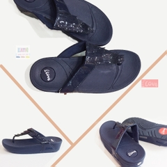 Dép kiểu nữ Feetlove cao cấp cao 3 cm - Dép kẹp xanh đen xếp tua rua