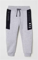 Quần thun jogger bé trai màu xám logo NYC