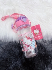 BÌNH NƯỚC HỌC SINH CÓ DÂY ĐEO MÈO HELLO KITTY CHO BÉ MÀU HỒNG (400 ML)