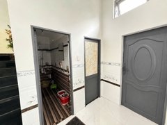 Toilet  nhà bán Tân Mai