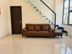 Phòng khách nhà 1 trệt 1 lầu Phường Trấn Biên