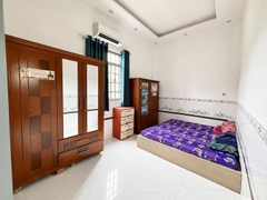Phòng ngủ tầng lầu nhà bán Tam Hiệp Đồng Nai