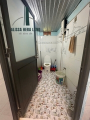 Khu vực toilet nhà gác lửng Bửu Hòa
