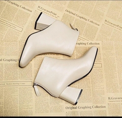 HIGH HEELS BOOTS  - LÀ PHỤ NỮ NÊN CÓ 1 ĐÔI ĐẬM CHẤT THANH LỊCH PARIS B11.HIE