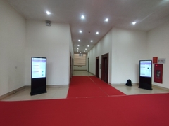 DỊCH VỤ CHO THUÊ STANDEE ĐIỆN TỬ CHUYÊN NGHIỆP