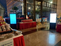 CHO THUÊ MÀN HÌNH QUẢNG CÁO (STANDEE ĐIỆN TỬ) TẠI HCM