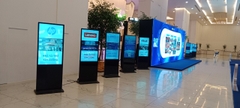 Cho thuê Standee điện tử tại Hồ Chí Minh
