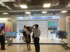 Cho thuê màn hình cảm ứng 50 inch android cấu hình cao