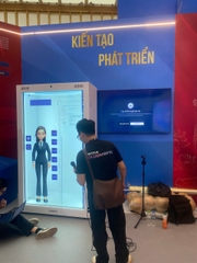 Cho Thuê Màn Hình Cảm Ứng Chân Quỳ Triển Lãm Mùa Thu 2026 – Giá Combo Cả Kỳ Chỉ Từ 5.000.000đ