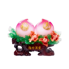 Tỳ hưu vàng dũng mãnh trên đế gỗ