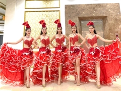 Trang phục múa flamenco màu đỏ