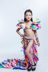 Trang phục Carnaval rực rỡ sắc màu