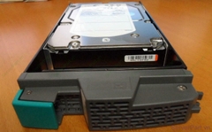 16732 Ổ cứng HDD FC Hitachi 600Gb 15K 3.5