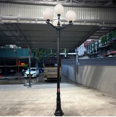 Cột đèn sân vườn 4 bóng (các mẫu)
