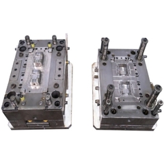 Plastic injection mold 0010