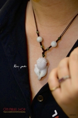 DÂY ĐEO CỔ CẨM THẠCH HOA HỒNG