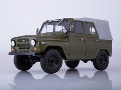 Mô hình xe Nga UAZ 469 1/18 SSM Kaki