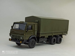 Mô hình xe Kamaz 53212 (Đặt trước)