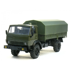 Mô hình xe Kamaz 4326 (Đặt trước)