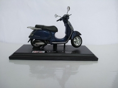 Mô hình Vespa Granturismo 2003