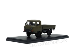 Mô hình xe Uaz 452D Quân đội