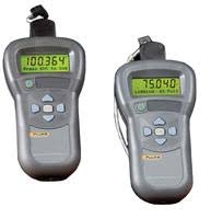 Nhiệt kế chỉ thị hiện số chuẩn