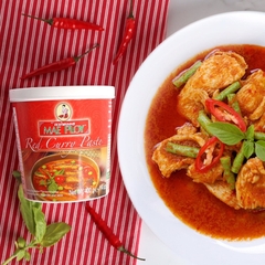 Gia Vị Cà Ri Đỏ hiệu Mae Ploy Hộp 400gr / Mae Ploy Red Curry Paste