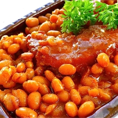 Đậu sốt cà chua hiệu Benincasa Baked Bean In Tomato Sauce - Nhập khẩu Ý 400g