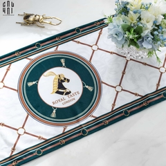 KHĂN TRẢI BÀN - TABLE RUNNER VERT CHEVAUX 2M6