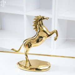 TƯỢNG GOLDEN HORSE OF FORTUNE S29