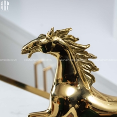 TƯỢNG GOLDEN HORSE OF FORTUNE S24