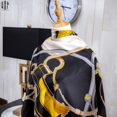 KHĂN LỤA BLACK O'SHERE 130CM