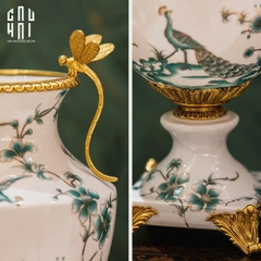 HOME COUTURE - BÌNH HOA SỨ BẠCH THIÊN KHỔNG TƯỚC SS25