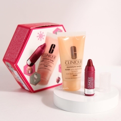 Clinique Merry Moisture: Skincare and Makeup Gift Set