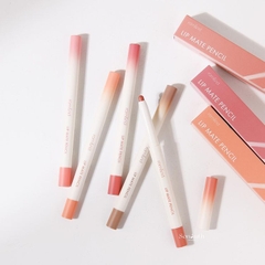 Chì Kẻ Môi Romand Lip Mate Pencil 0.5g